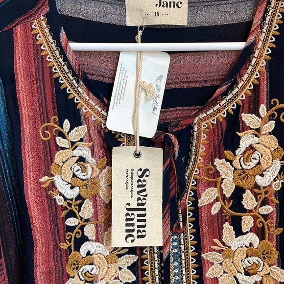 NWT Savanna Jane Striped Embroidered Top Size 1X - Picture 5 of 8